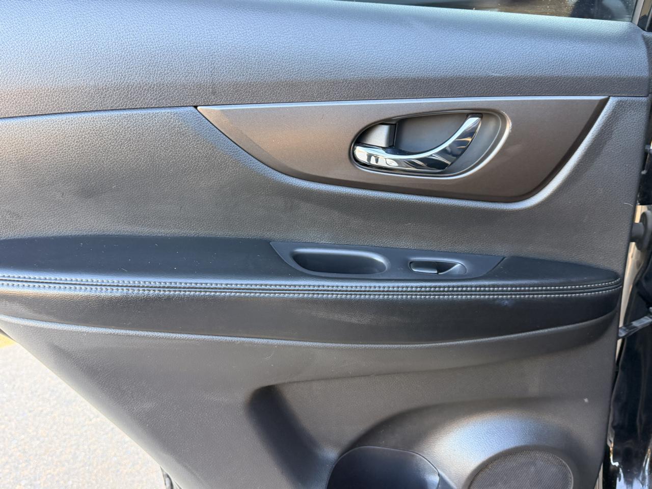 Nissan Rogue S AWD 2014