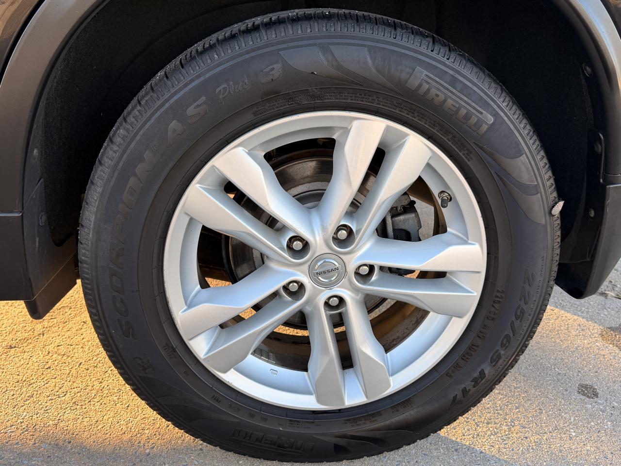 Nissan Rogue S AWD 2014
