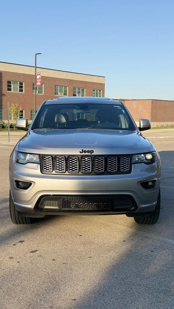 Jeep Grand Cherokee  2021