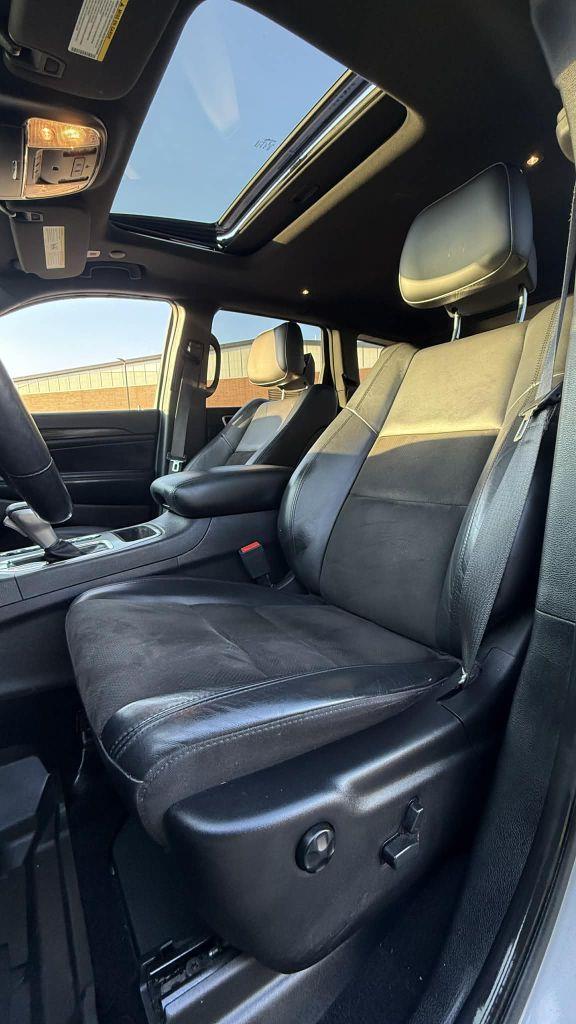 Jeep Grand Cherokee  2021