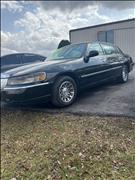 2001 Lincoln Town Car 
