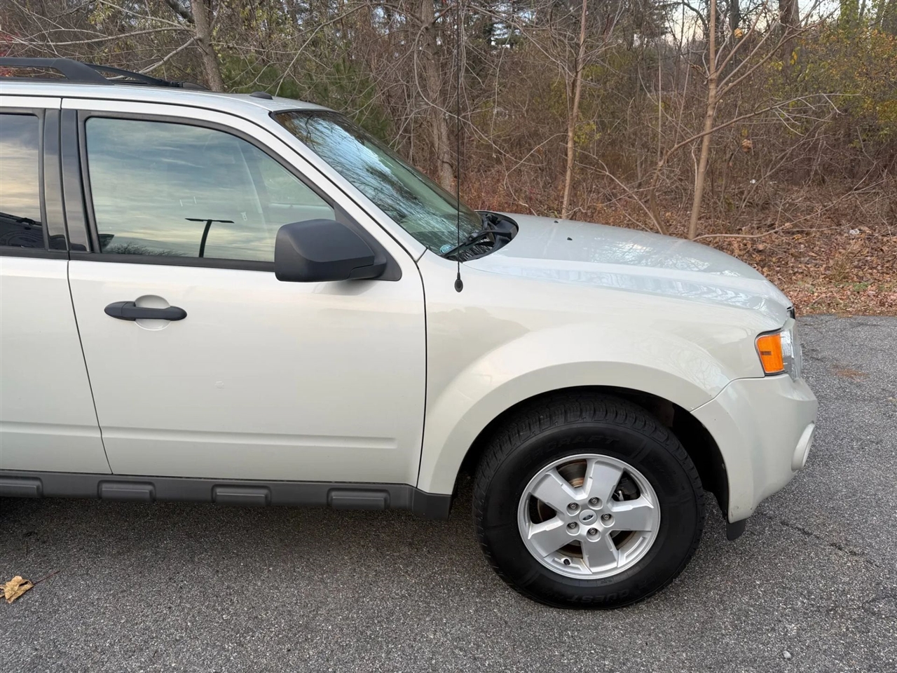 Ford Escape  2009