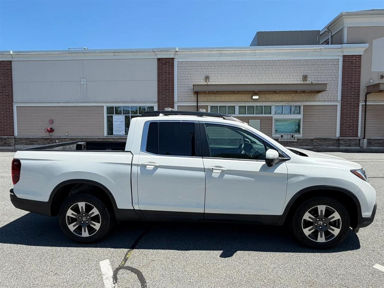 2019 Honda Ridgeline RTL-T - Photo 6