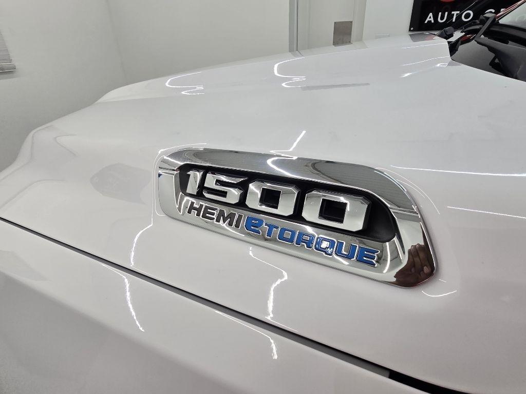 RAM 1500 Laramie Quad Cab 4WD 2021