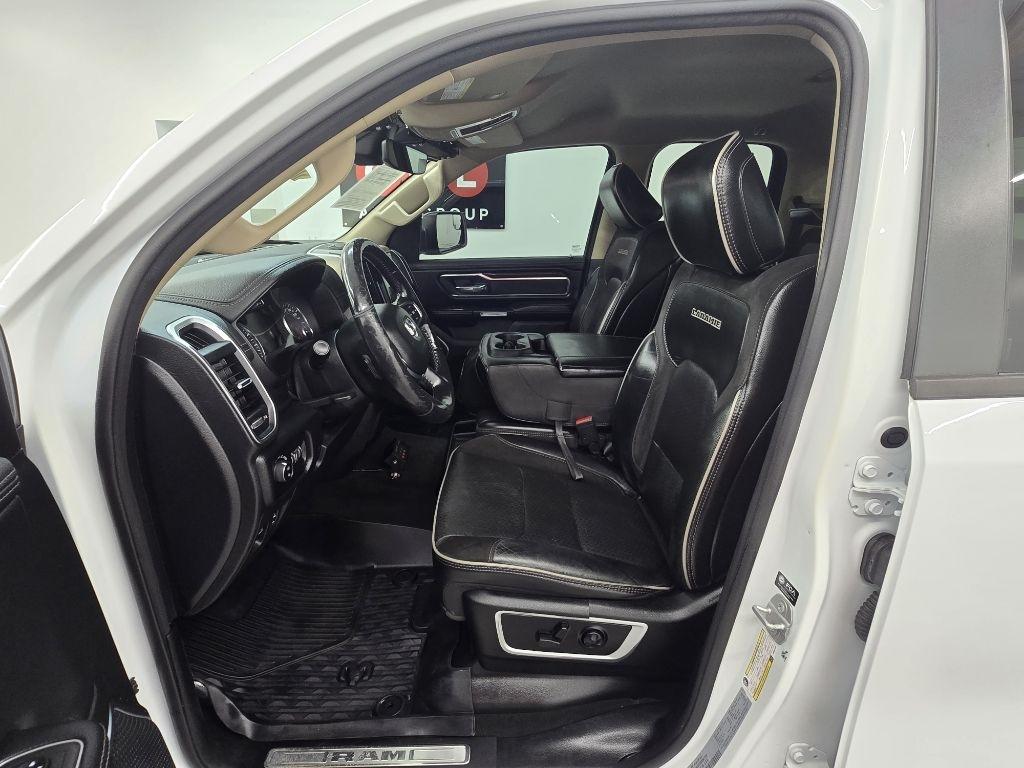 RAM 1500 Laramie Quad Cab 4WD 2021