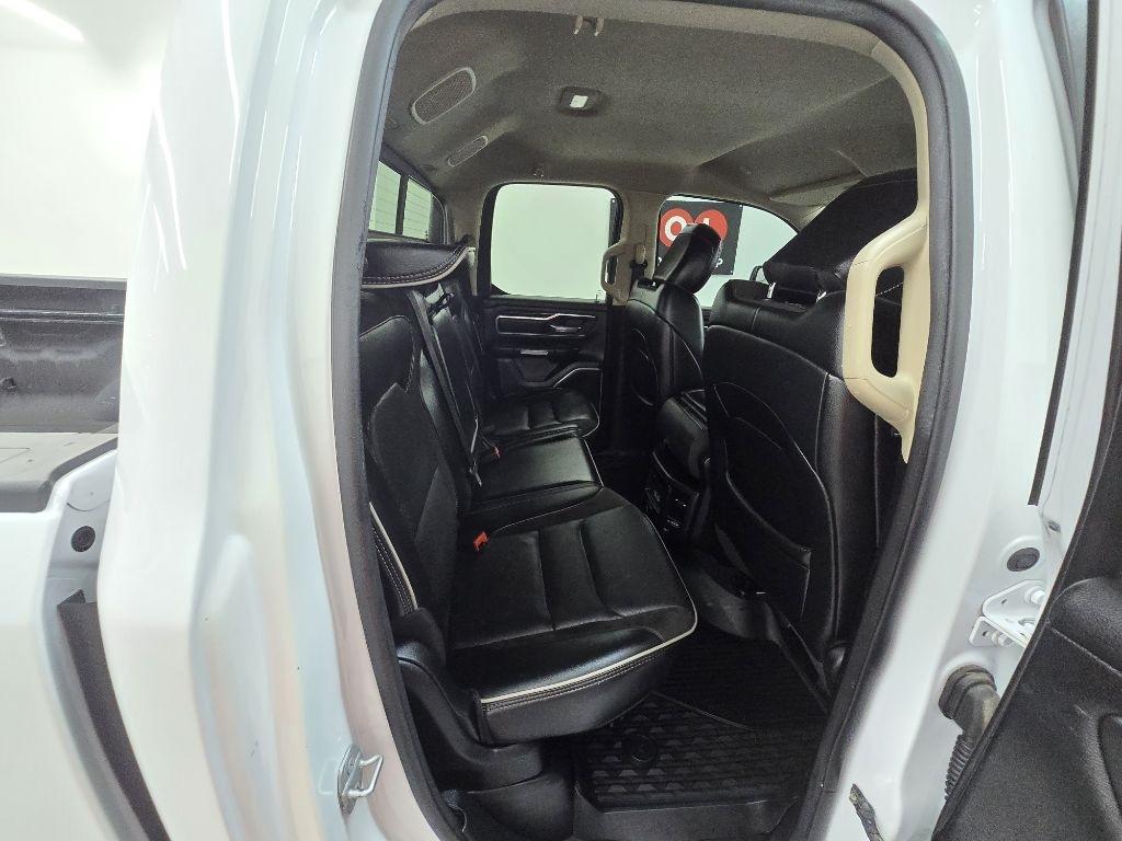 RAM 1500 Laramie Quad Cab 4WD 2021