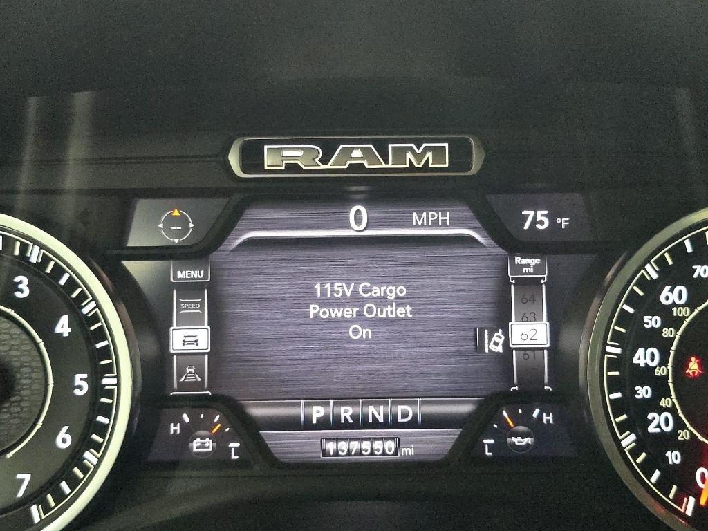 RAM 1500 Laramie Quad Cab 4WD 2021