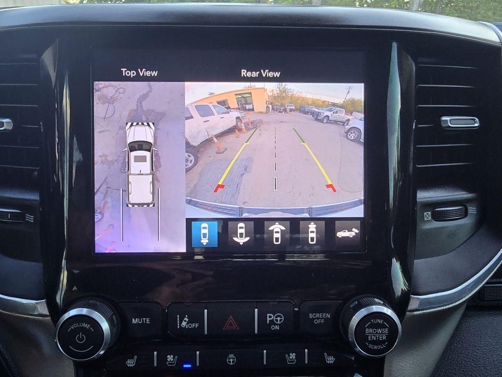 RAM 1500 Laramie Quad Cab 4WD 2021