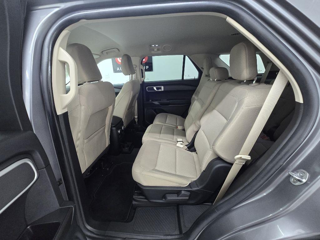 Ford Explorer Base 2021