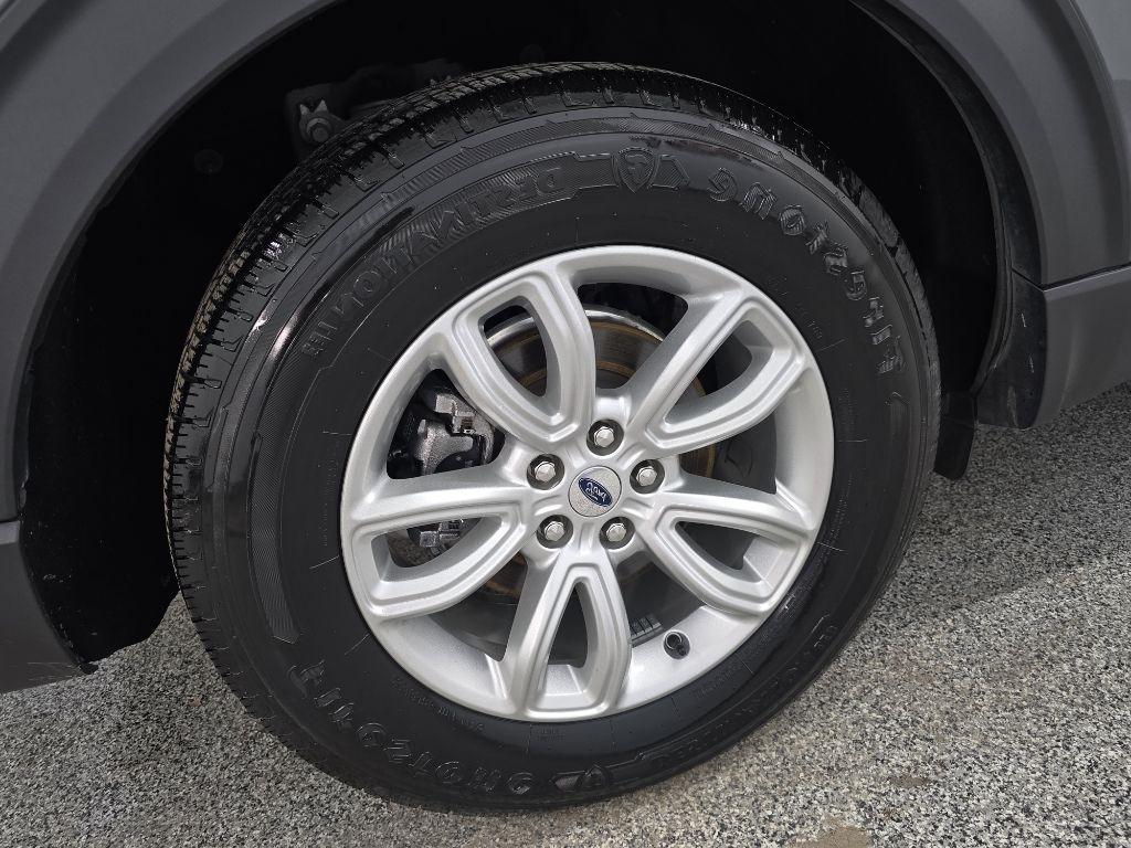 Ford Explorer Base 2021