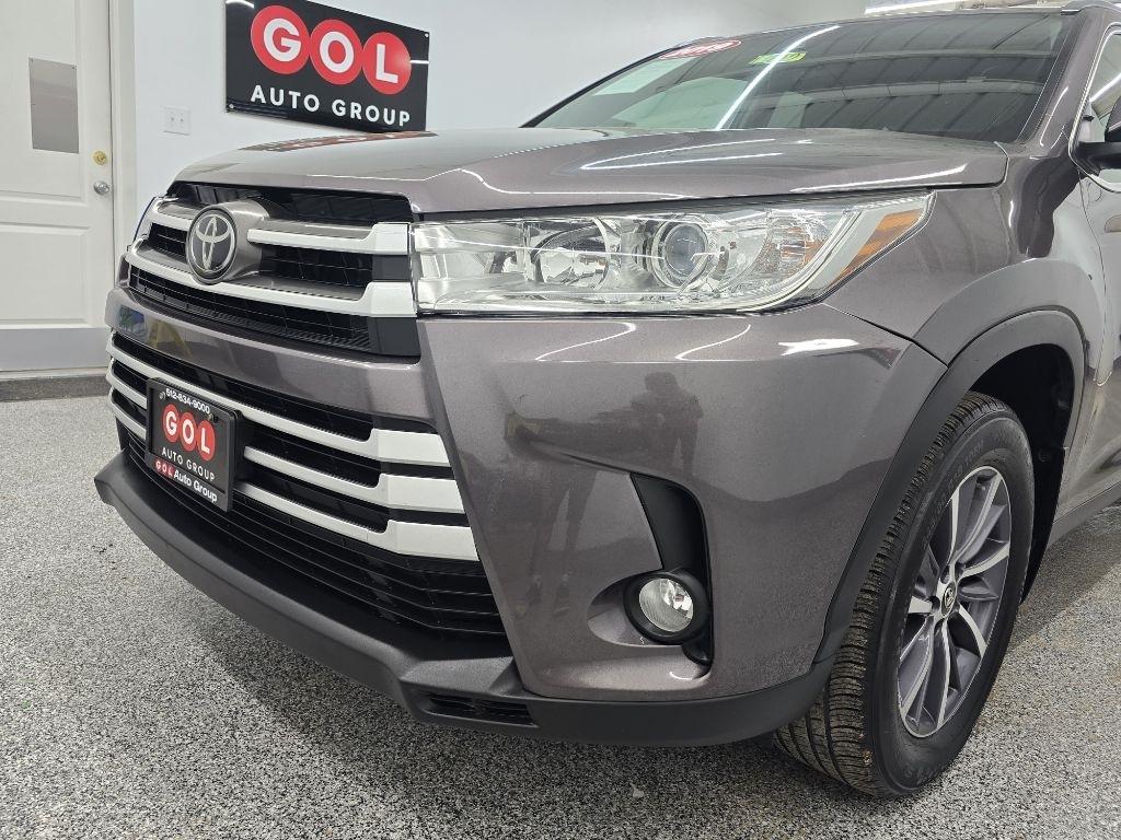 Toyota Highlander XLE AWD V6 2019