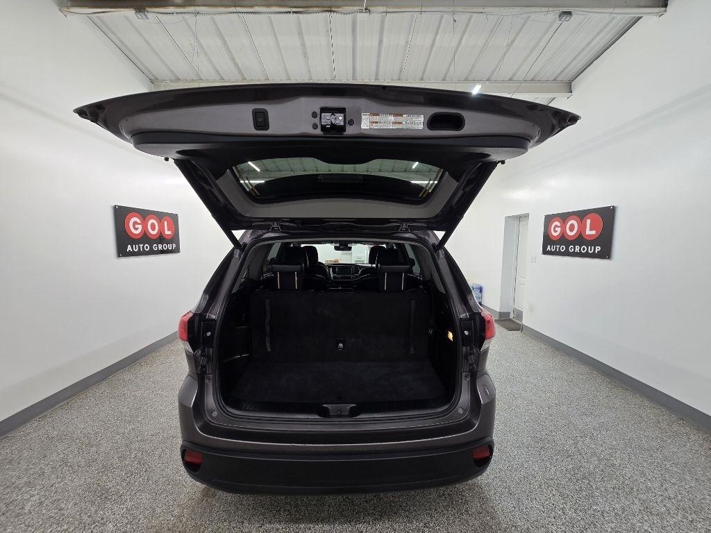 Toyota Highlander XLE AWD V6 2019