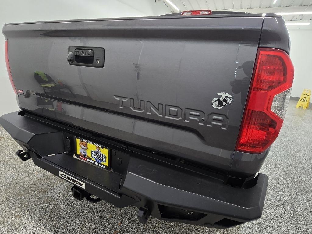 Toyota Tundra Limited 5.7L CrewMax 2WD 2014