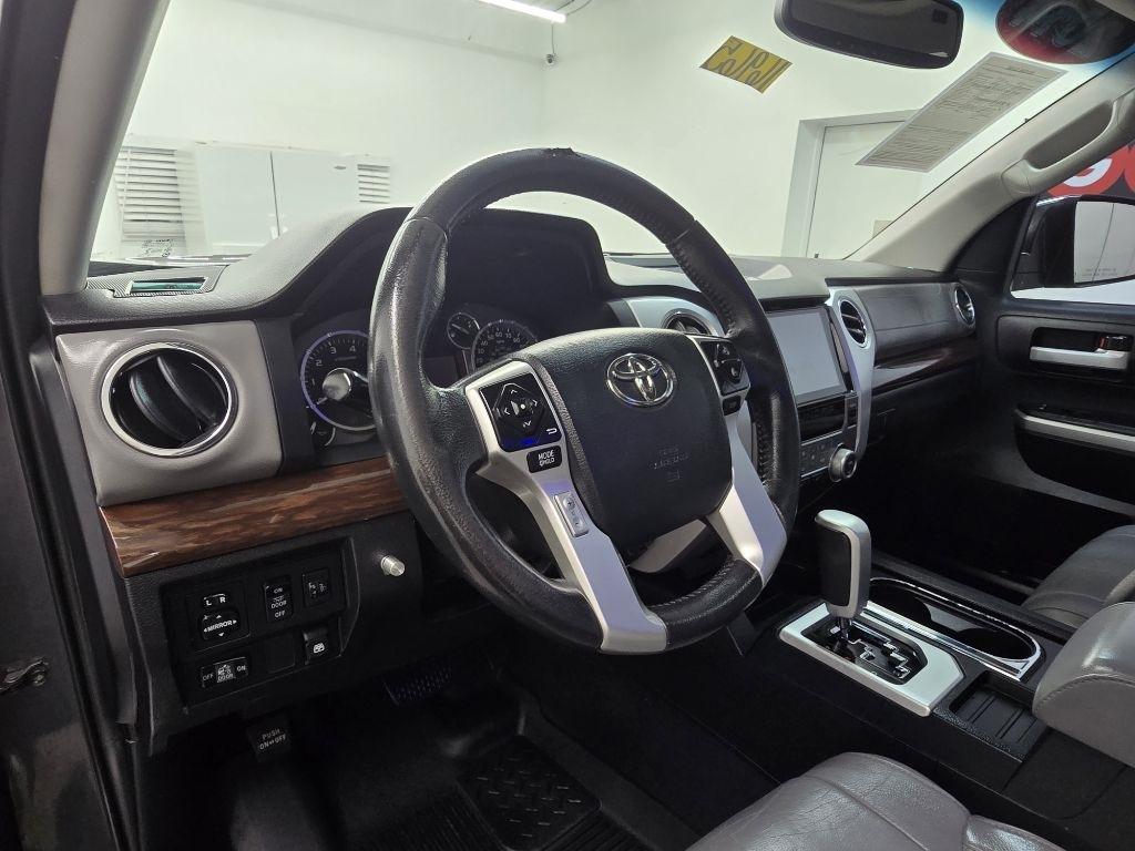 Toyota Tundra Limited 5.7L CrewMax 2WD 2014