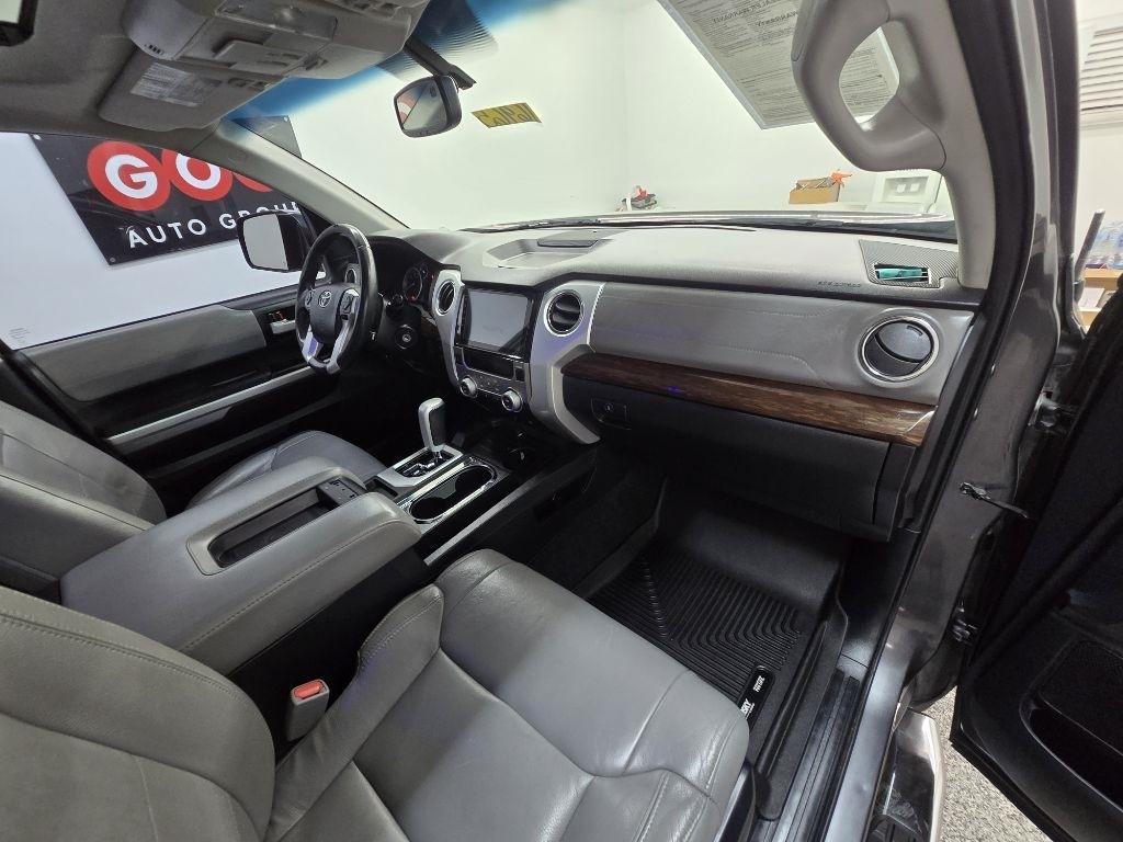 Toyota Tundra Limited 5.7L CrewMax 2WD 2014