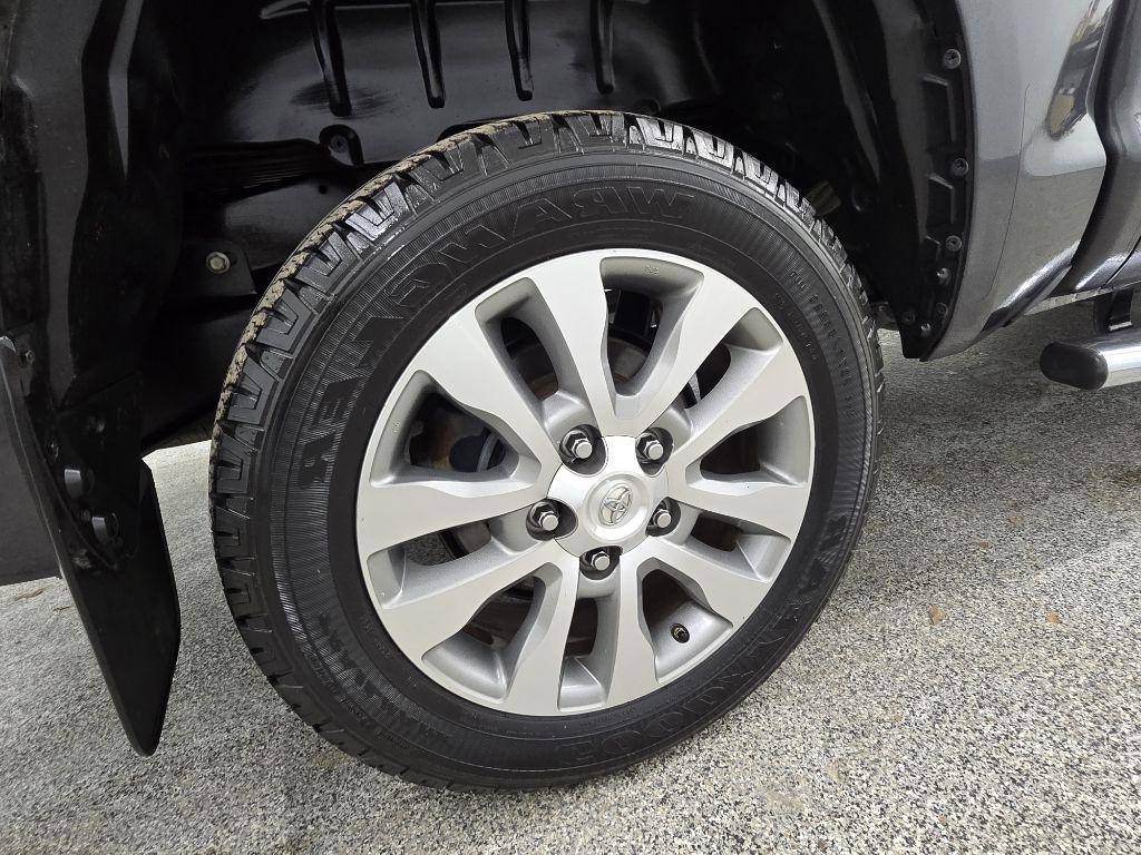 Toyota Tundra Limited 5.7L CrewMax 2WD 2014