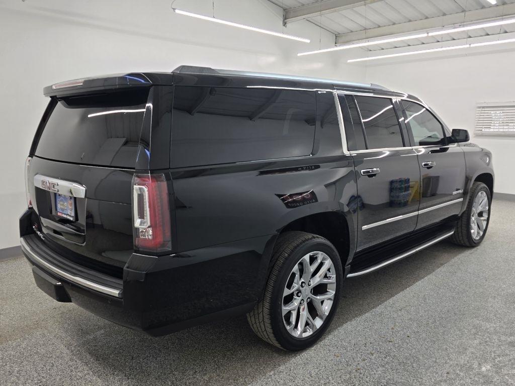 GMC Yukon XL Denali 2WD 2020