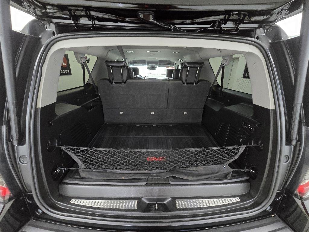 GMC Yukon XL Denali 2WD 2020