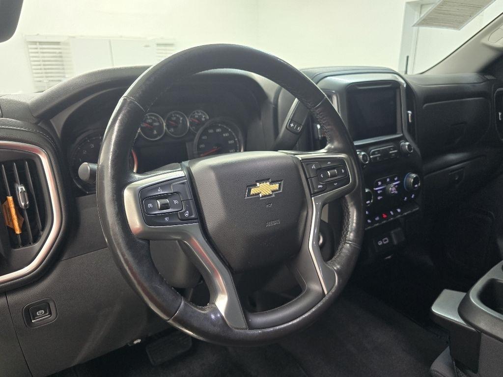 Chevrolet Silverado 1500 LT Crew Cab 2WD 2020