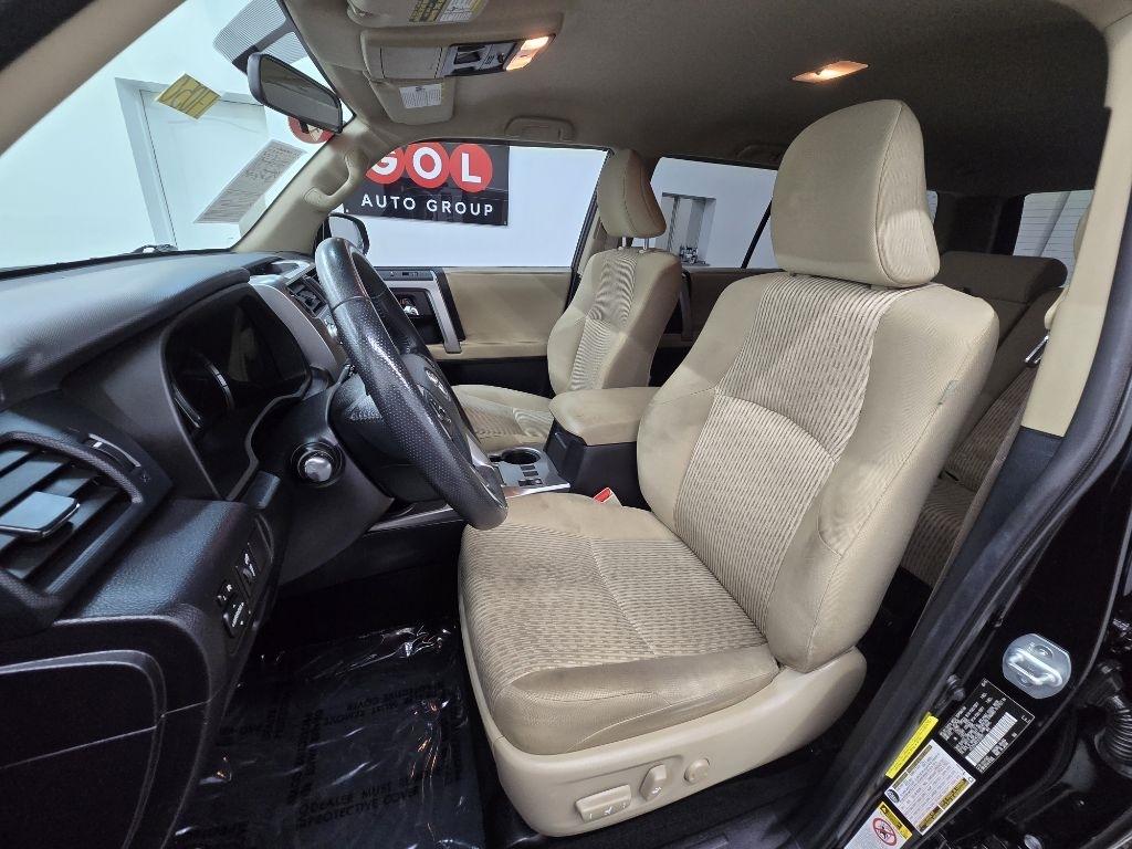 Toyota 4Runner SR5 2WD 2015