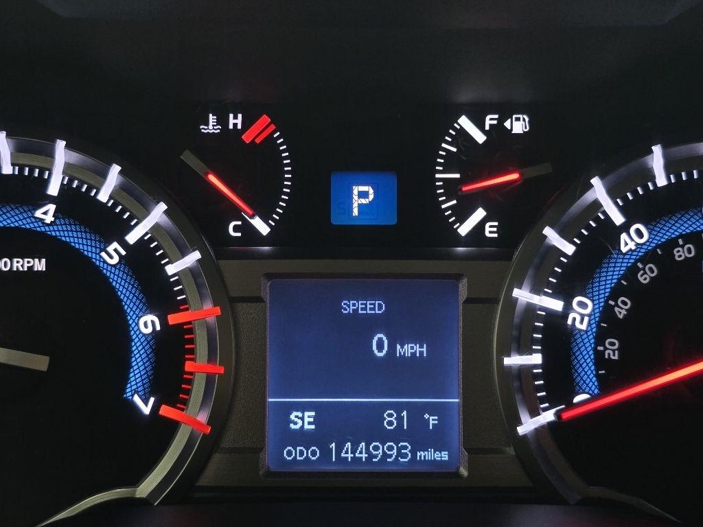 Toyota 4Runner SR5 2WD 2015