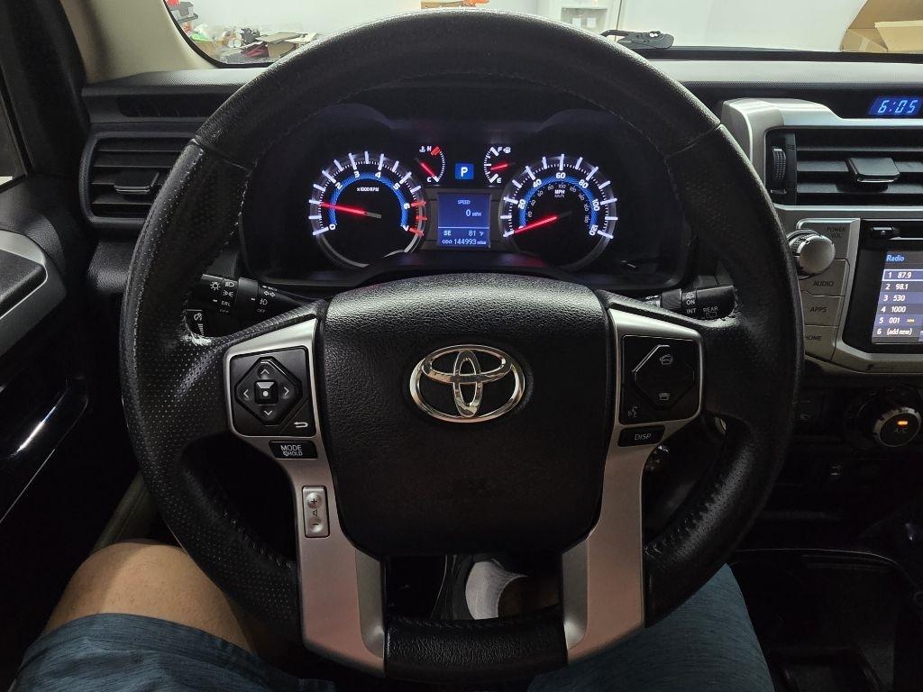 Toyota 4Runner SR5 2WD 2015