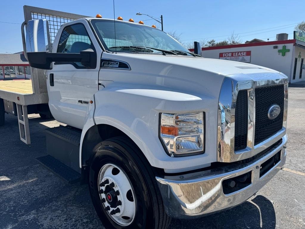 Ford F-750 Regular Cab 2WD DRW 2021