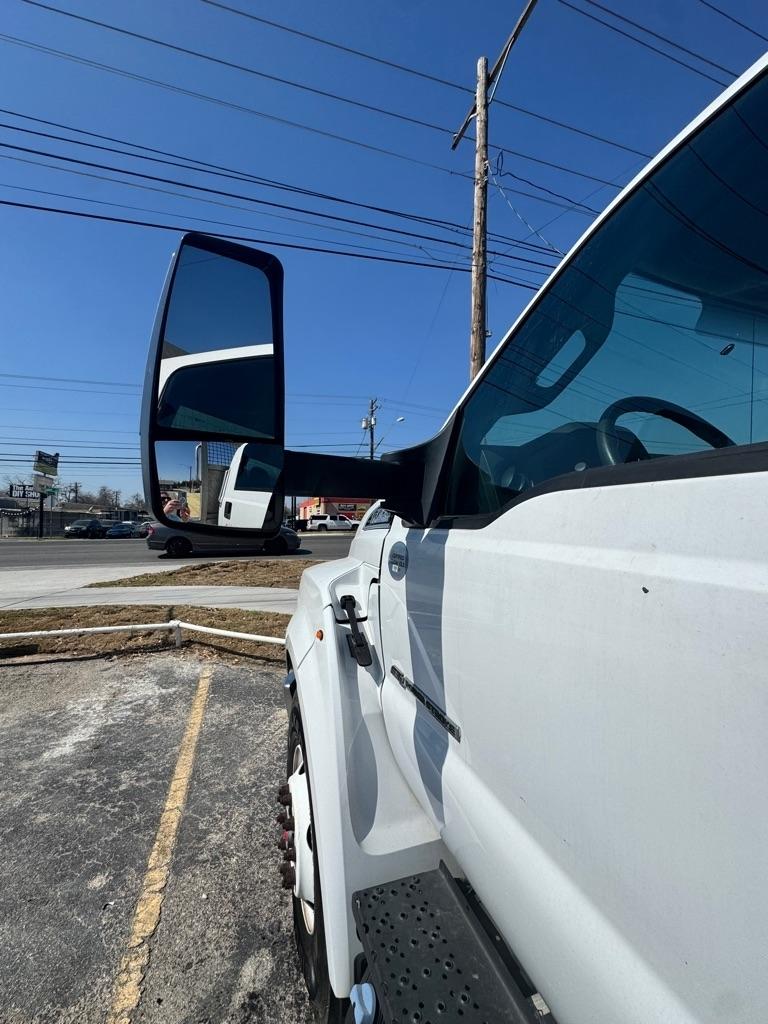 Ford F-750 Regular Cab 2WD DRW 2021