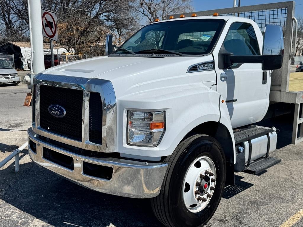 Ford F-750 Regular Cab 2WD DRW 2021