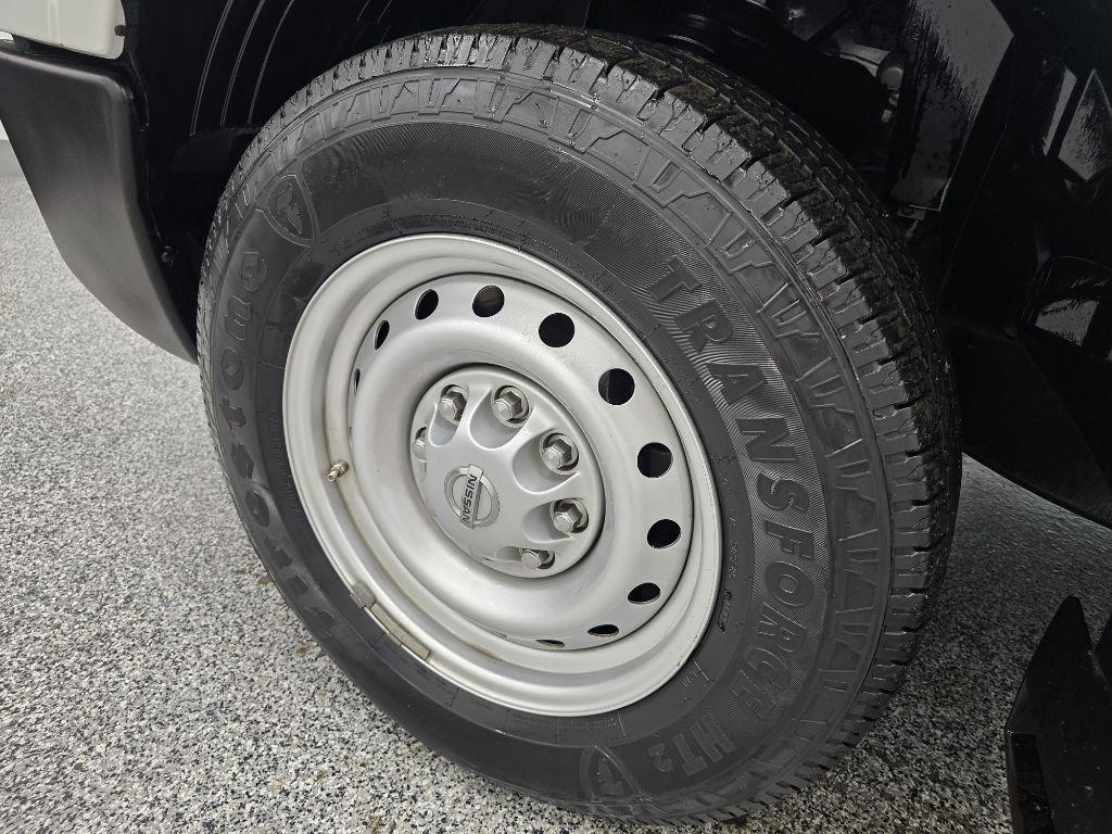 Nissan NV Cargo 2500 HD S V6 2021