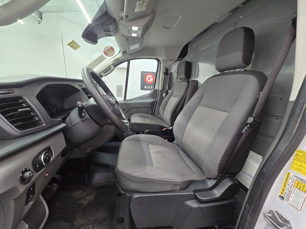 Ford Transit 150 Van Low Roof w/Sliding Pass. 130-in. WB 2023