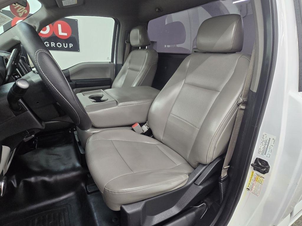 Ford F-150 XL SuperCab Long Box 2WD 2016