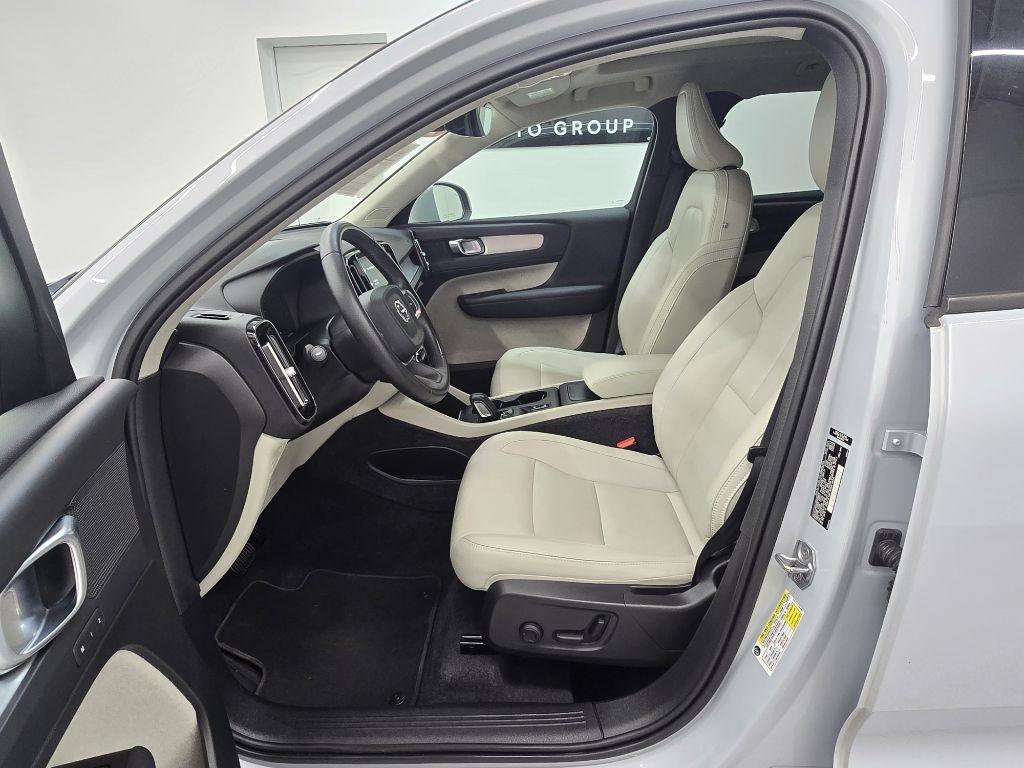 Volvo XC40 T5 Momentum AWD 2021