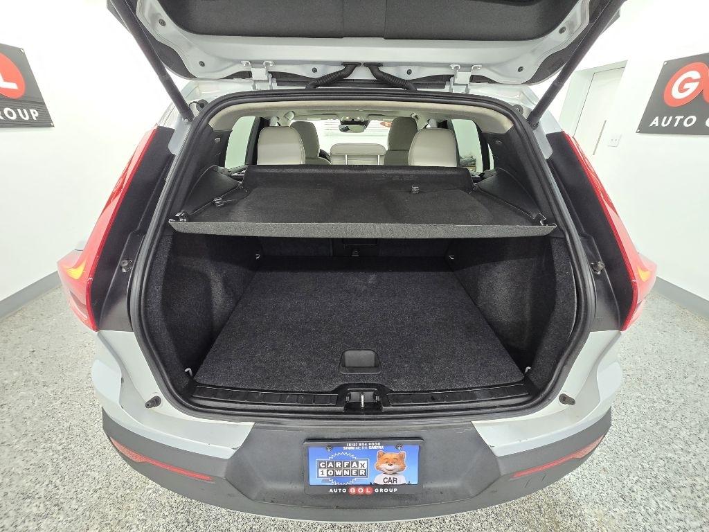 Volvo XC40 T5 Momentum AWD 2021