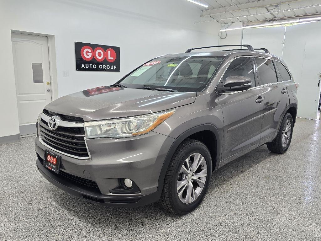 Toyota Highlander XLE FWD V6 2015