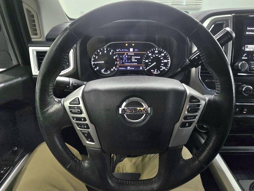 Nissan Titan SV Crew Cab 4WD 2021