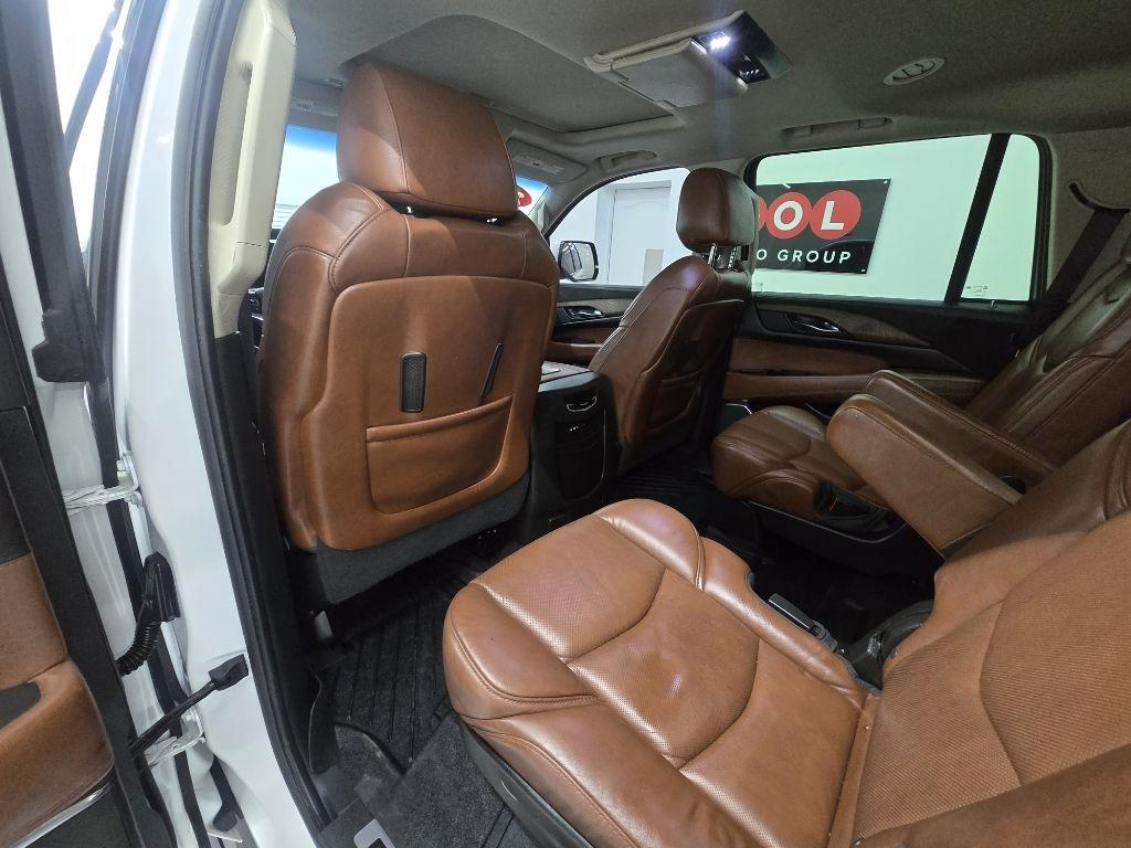 Cadillac Escalade Premium 2WD 2016
