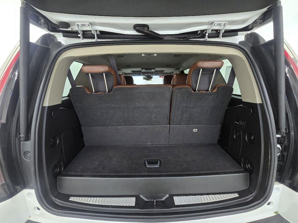 Cadillac Escalade Premium 2WD 2016