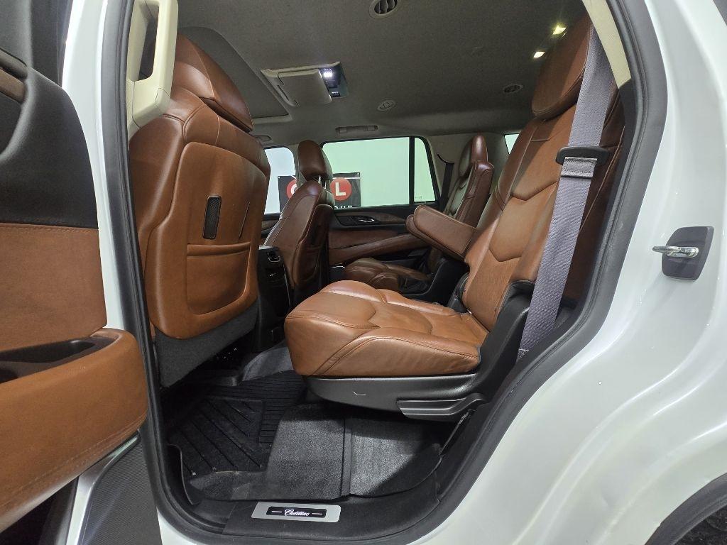 Cadillac Escalade Premium 2WD 2016