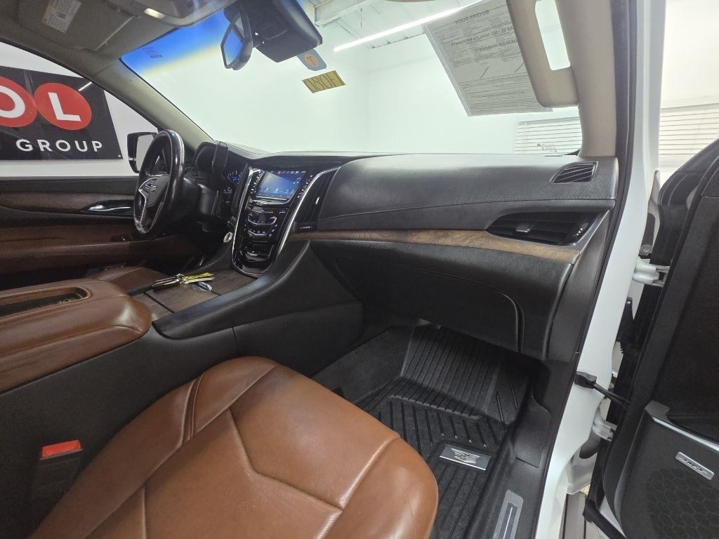 Cadillac Escalade Premium 2WD 2016