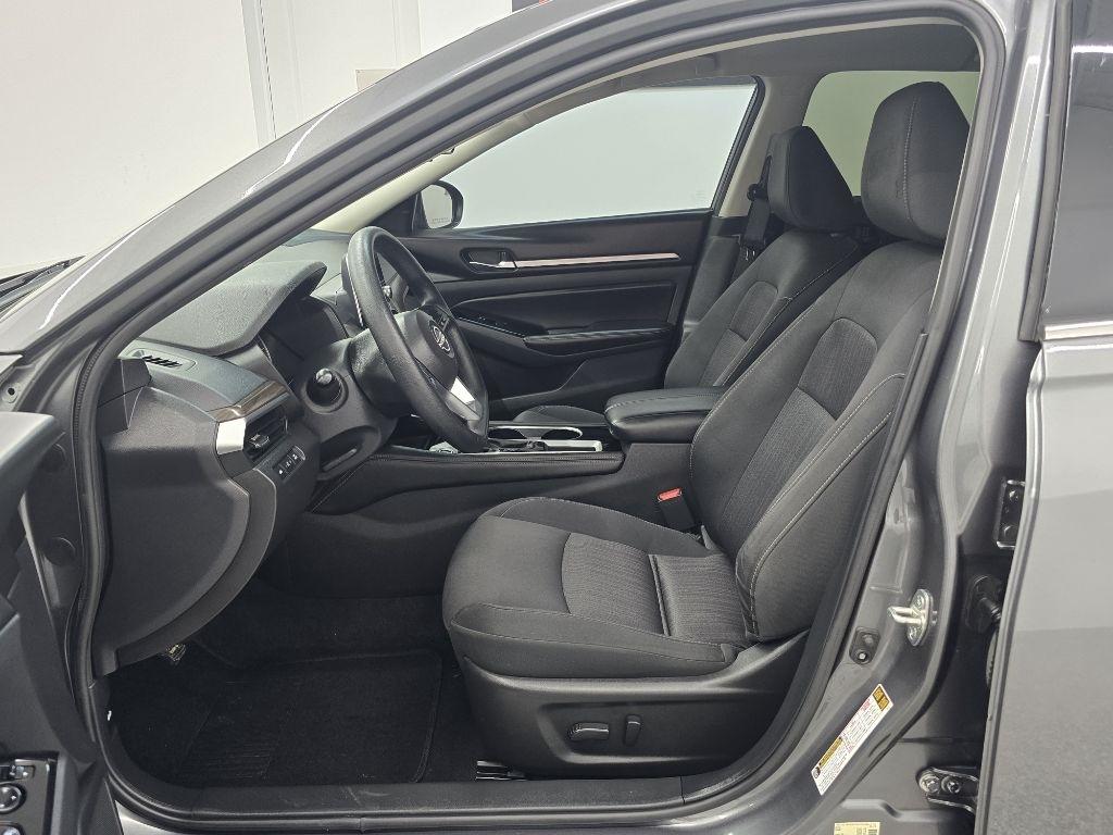 Nissan Altima 2.5 SV 2023