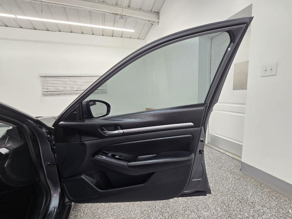 Nissan Altima 2.5 SV 2023