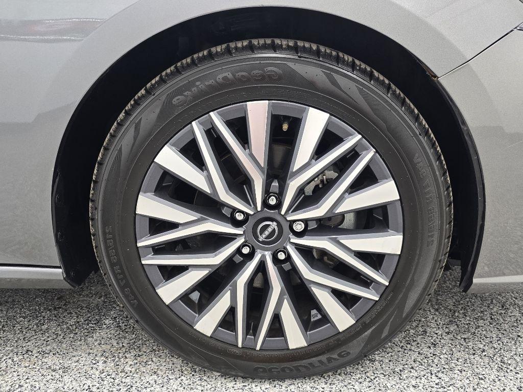 Nissan Altima 2.5 SV 2023
