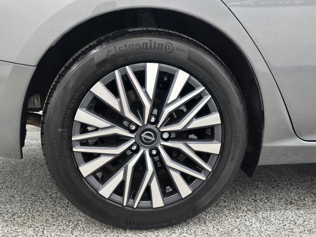 Nissan Altima 2.5 SV 2023