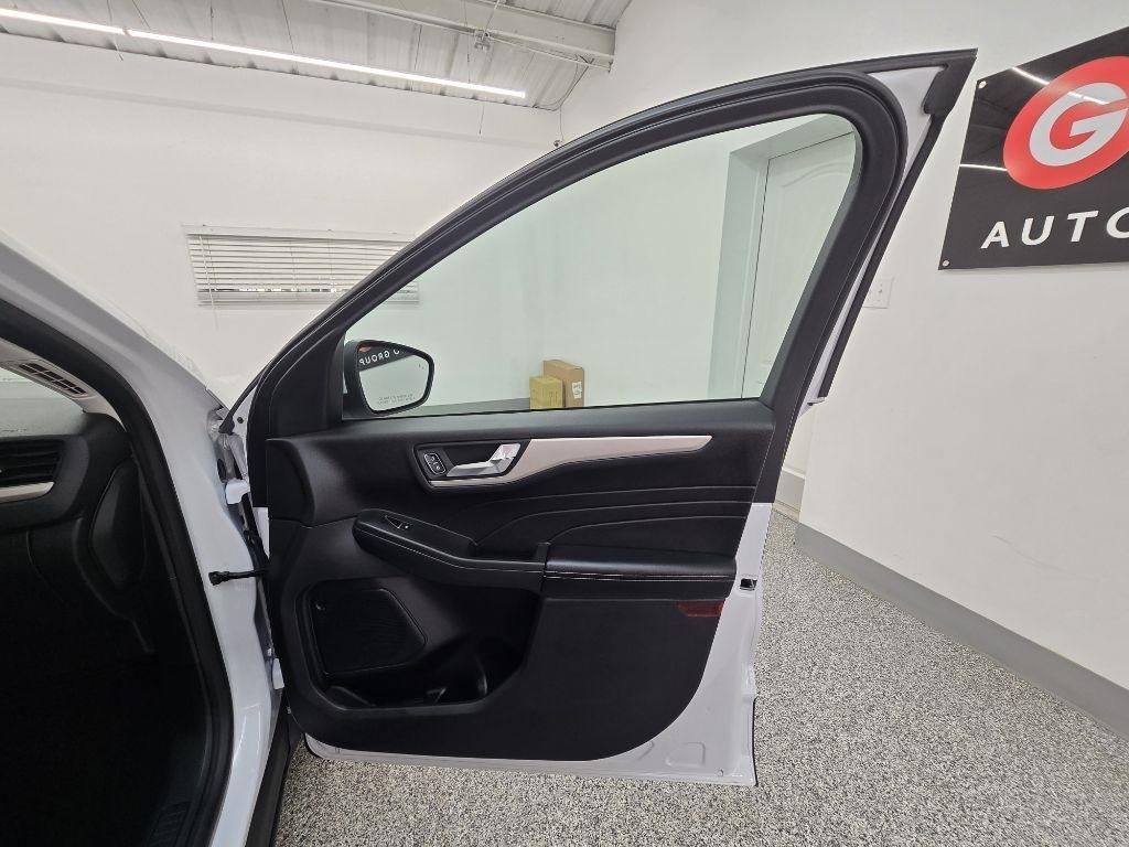 Ford Escape SE 2021