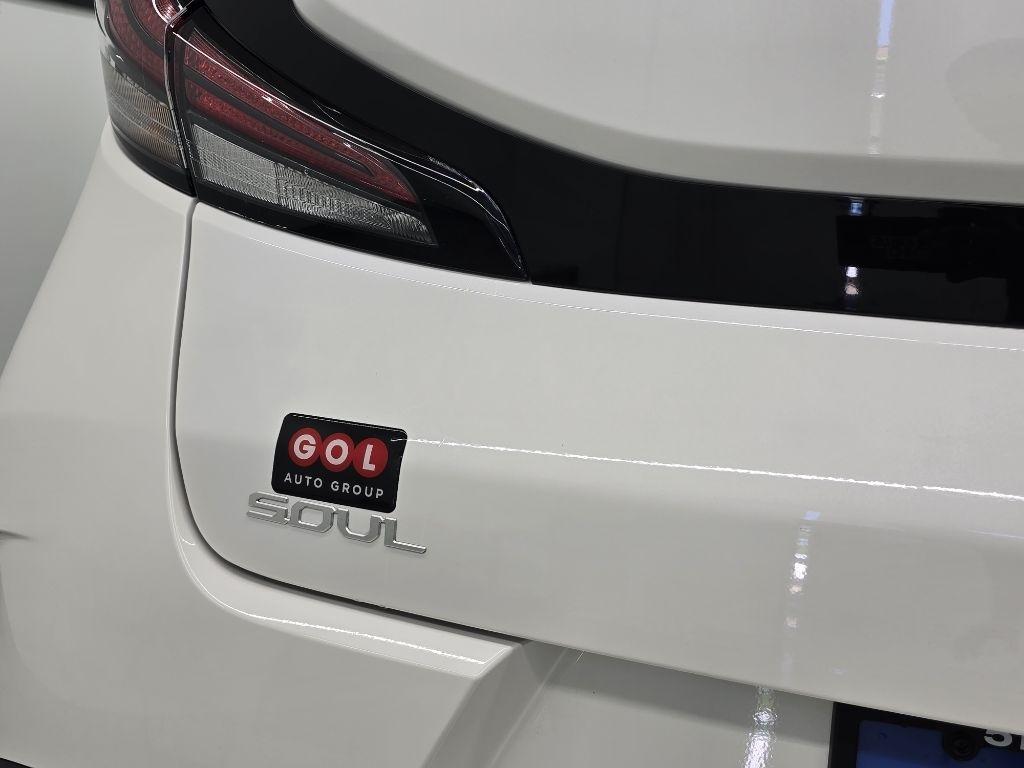 Kia Soul LX CVT 2023