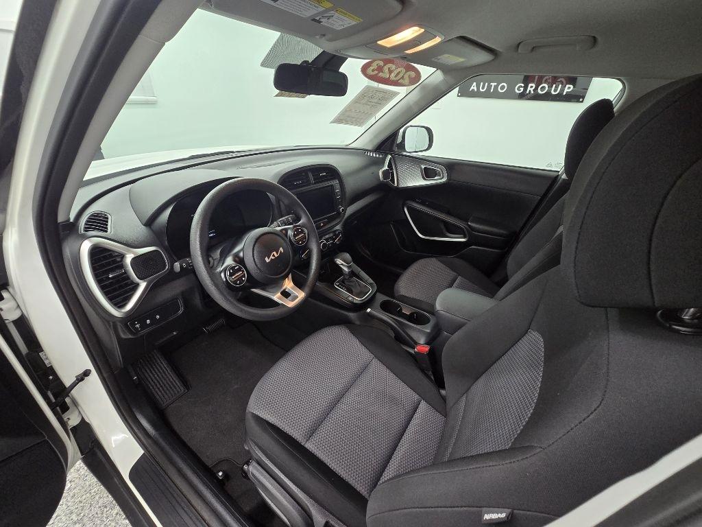 Kia Soul LX CVT 2023