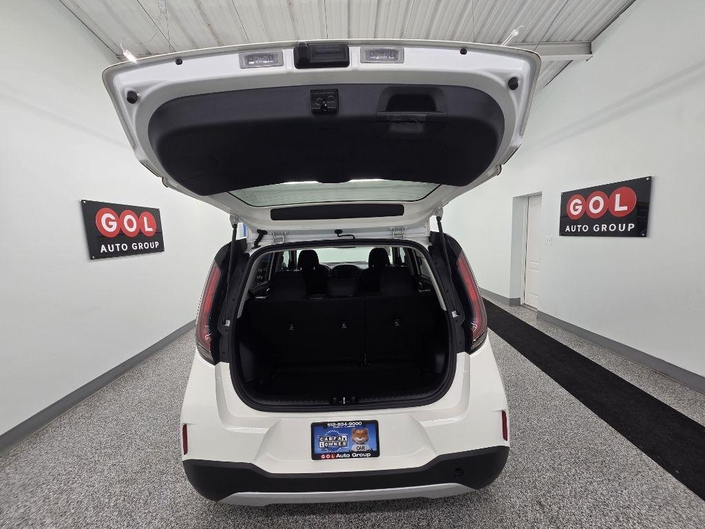 Kia Soul LX CVT 2023