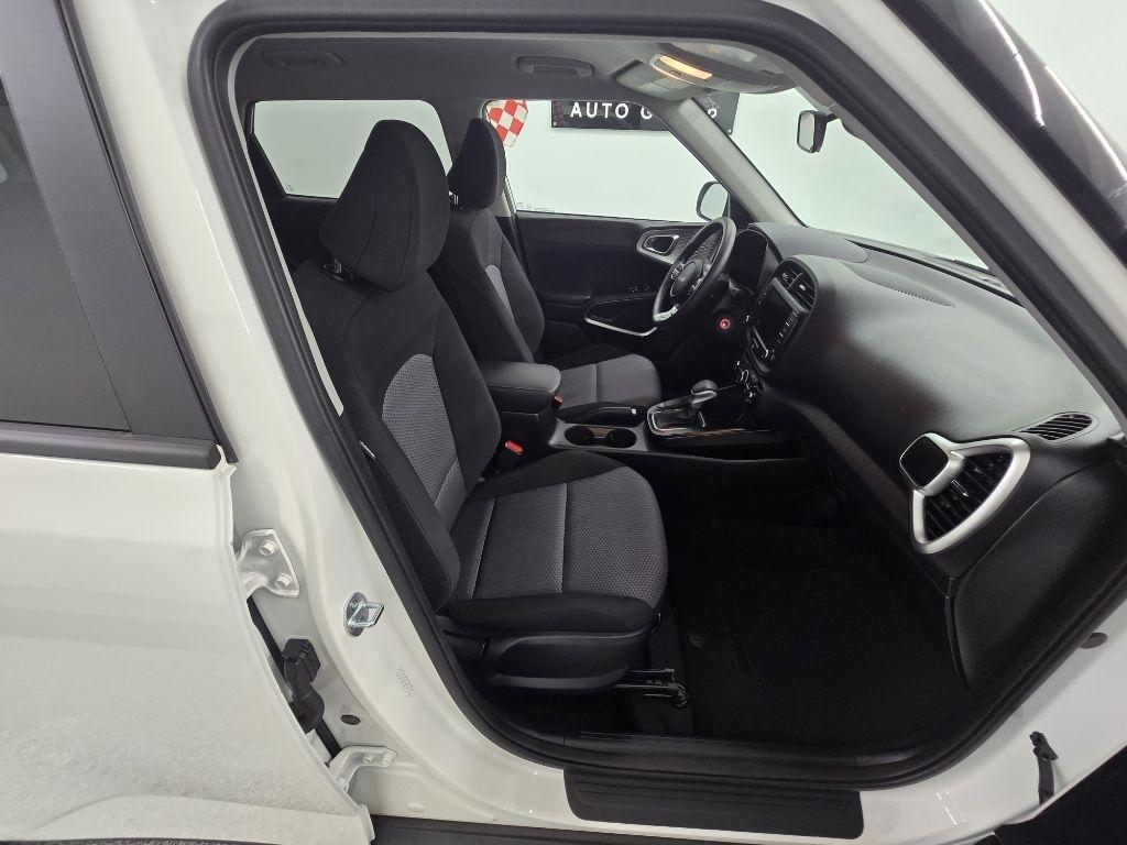 Kia Soul LX CVT 2023