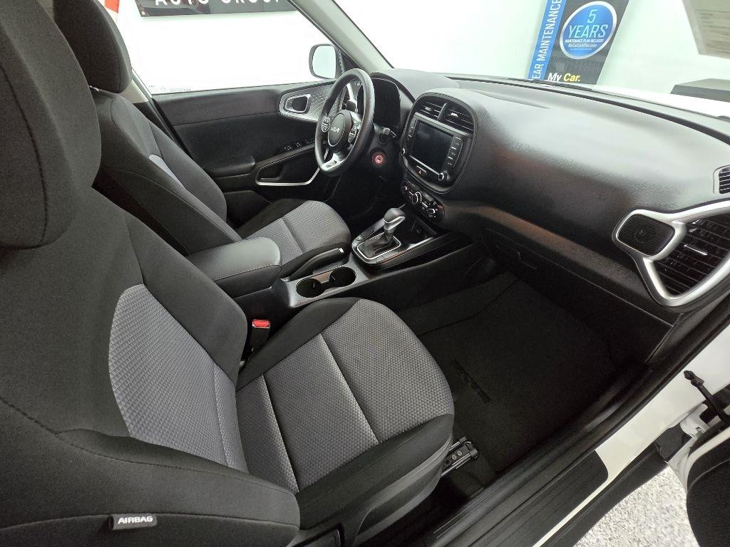 Kia Soul LX CVT 2023